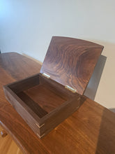Load image into Gallery viewer, Walnut Keepsake Box
