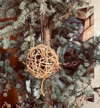 Load image into Gallery viewer, A Birdie "Rona"
